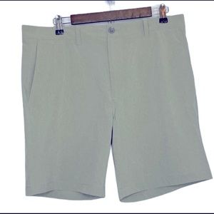 Vineyard Vines Performance Breaker Short Size 36